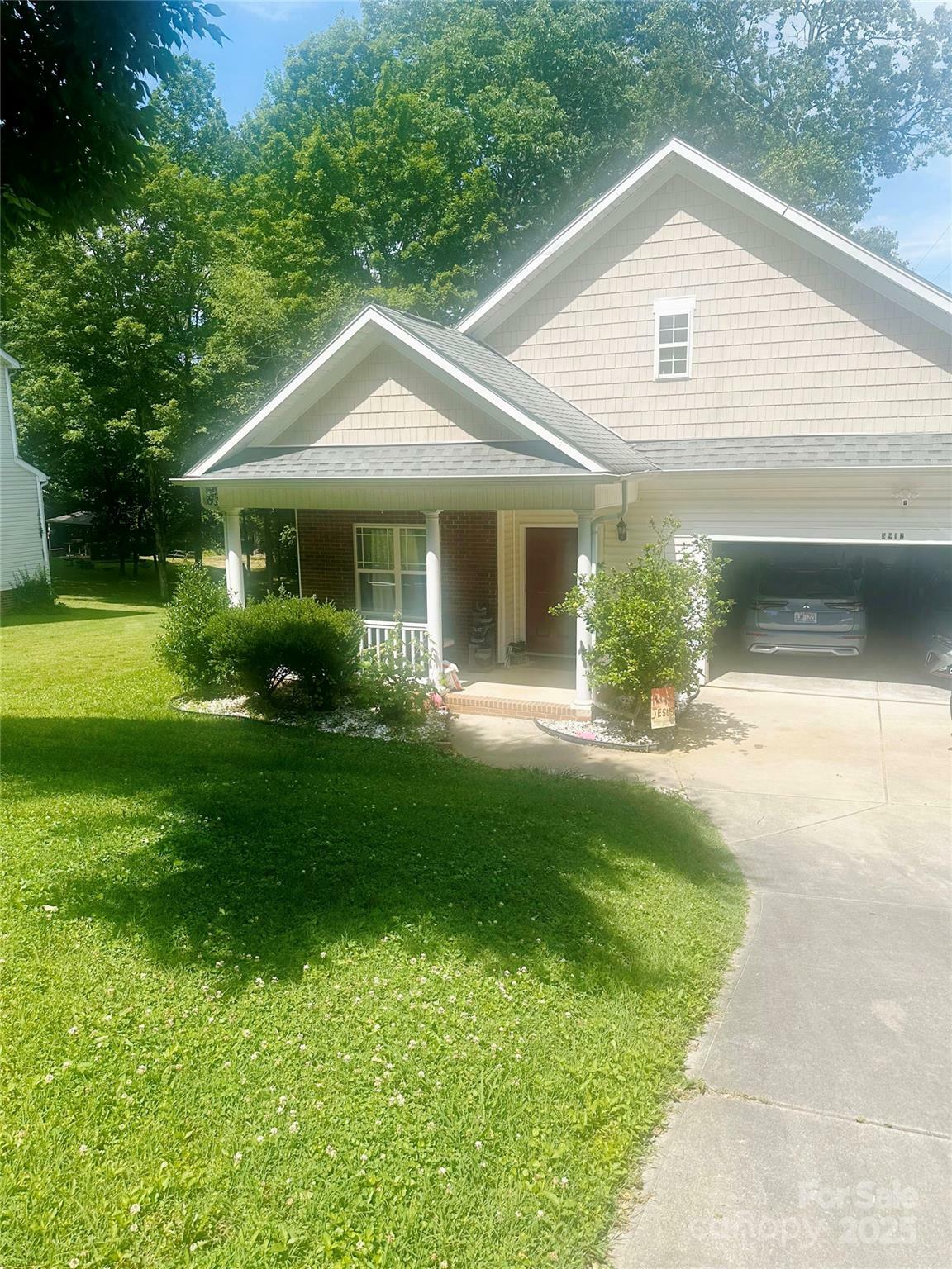 5912 Almond Road  Charlotte NC 28227 photo