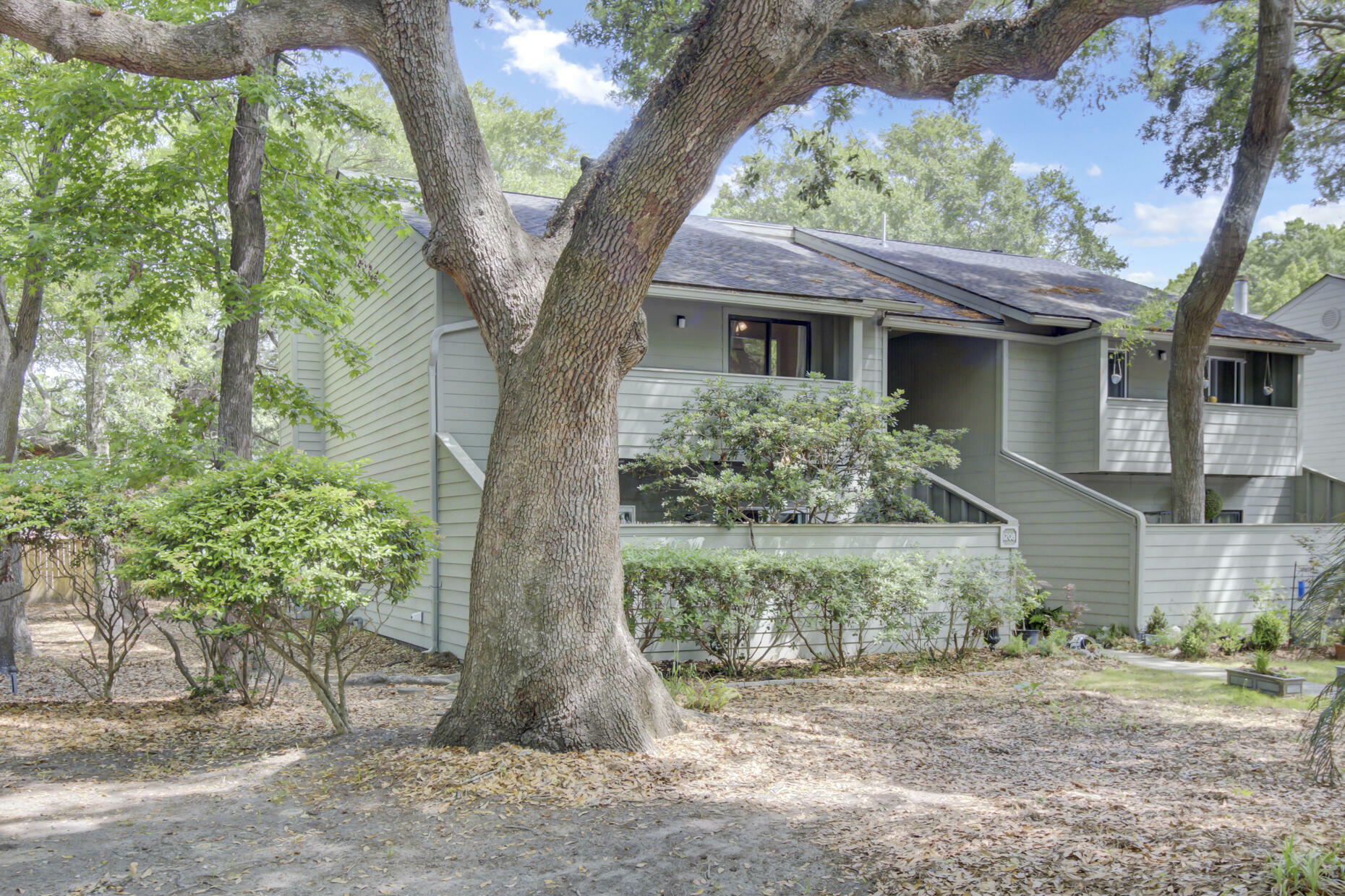 Property Photo: 1208 Village Creek Ln Lane # 1 SC 29464
