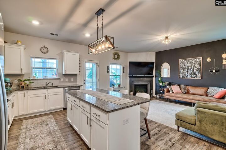 Property Photo: 310 Tulip SC 29072