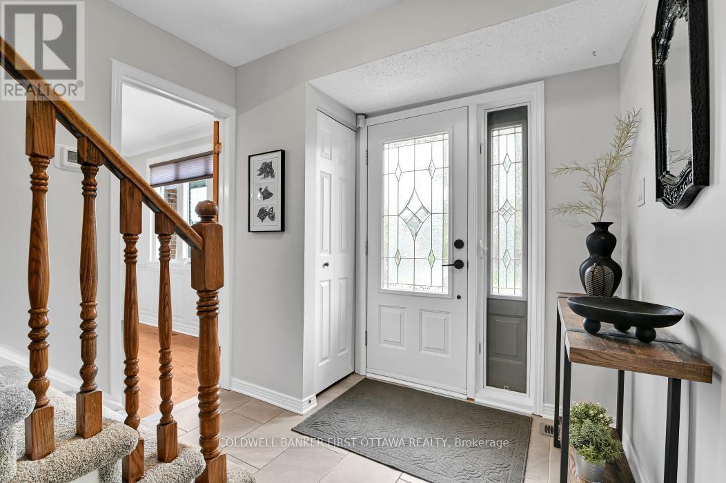 Property Photo: 17 Nanook Crescent ON K2L 2A6