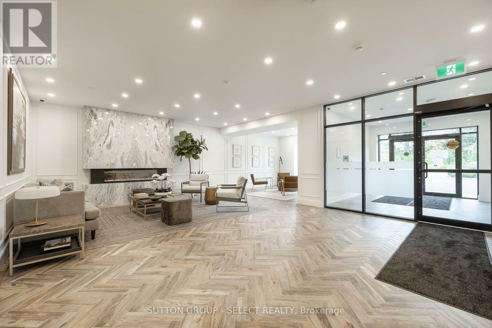 Property Photo: 480 Callaway Road 510 ON N6G 0Z3