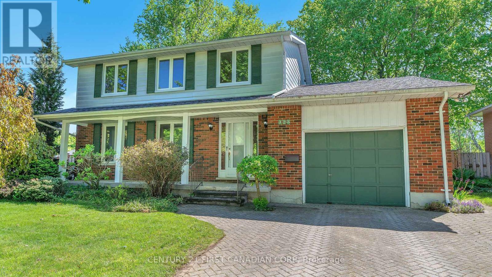 Property Photo: 325 Helen Drive ON N7G 3M6
