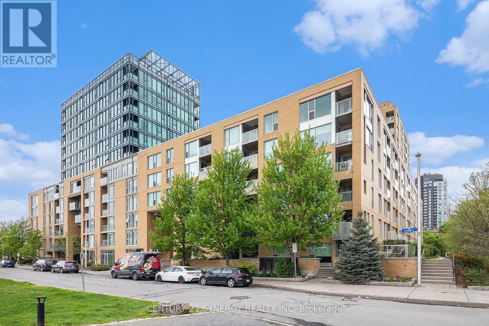 Photo de la propriété: 250 Lett Street 906 ON K1R 0A8