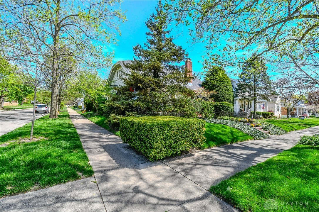 Property Photo: 401 Hadley Avenue OH 45419