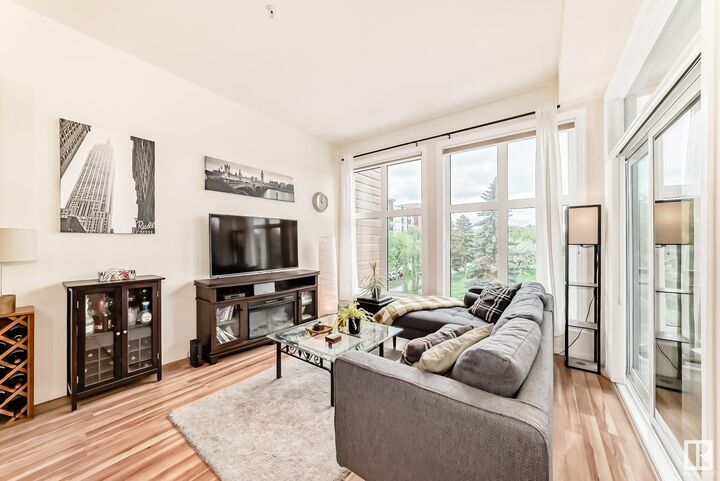 10531 117 Street NW 303  Edmonton AB T5H 0A8 photo