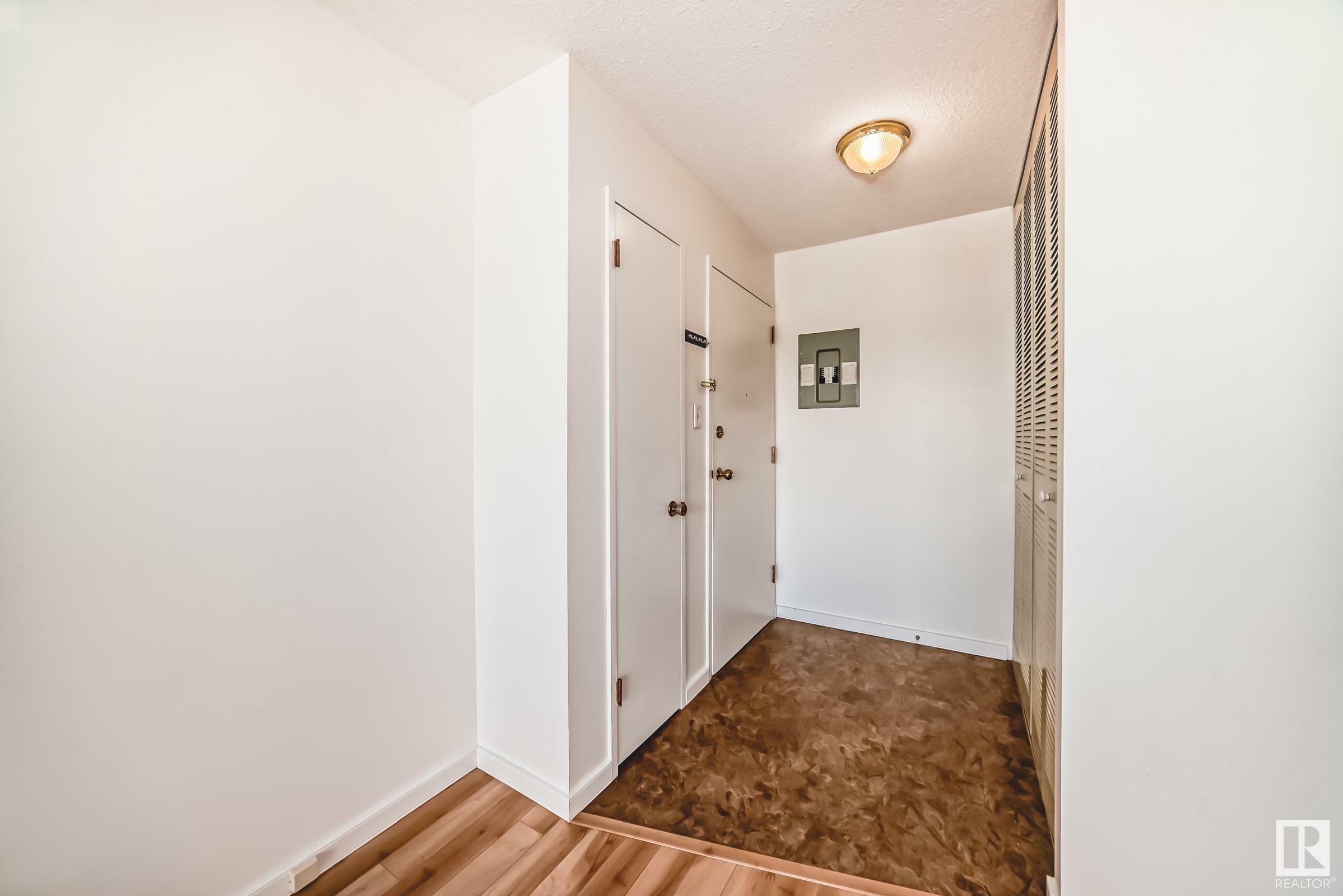 Property Photo: 11415 41 Avenue NW 301 AB T6J 0T9