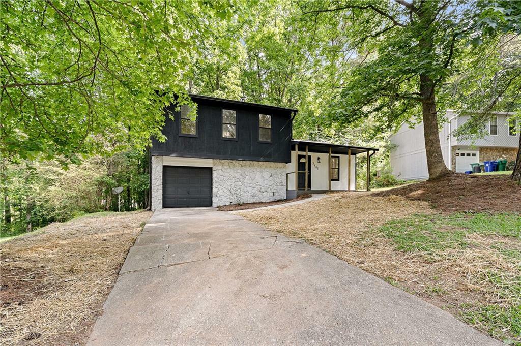 Property Photo: 5401 Martins Crossing Road GA 30088