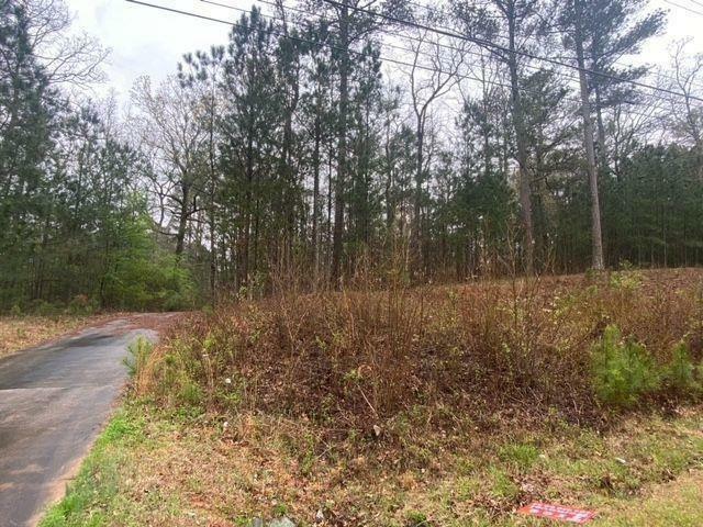Property Photo: 1746 Highway 54 W GA 30214