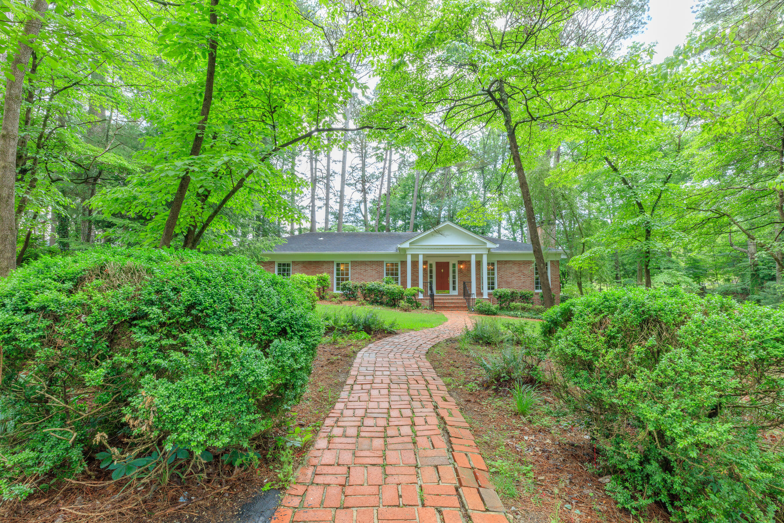 Property Photo: 302 Brookwood Lane GA 30728