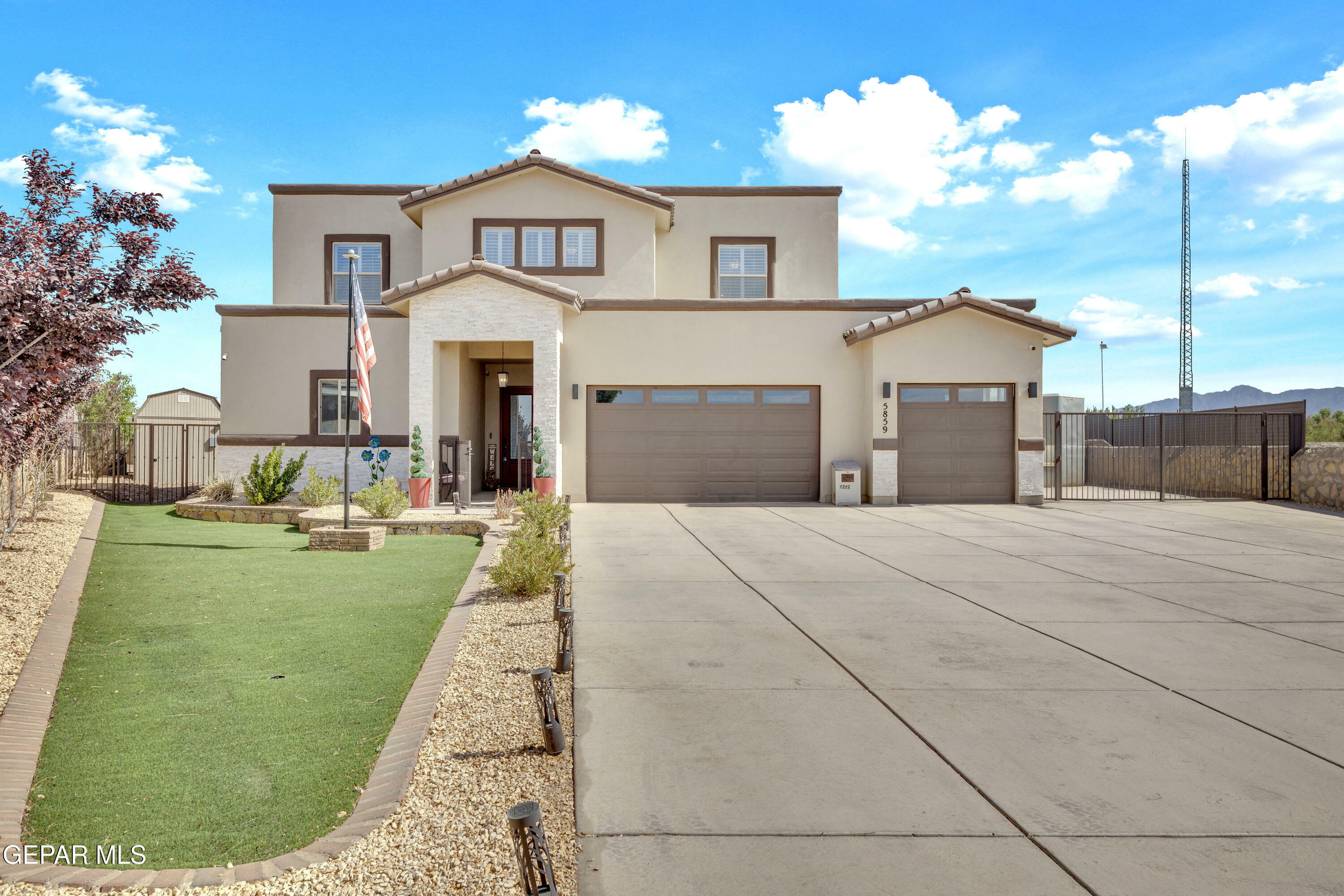 5859 Valley Palm Drive  El Paso TX 79932 photo