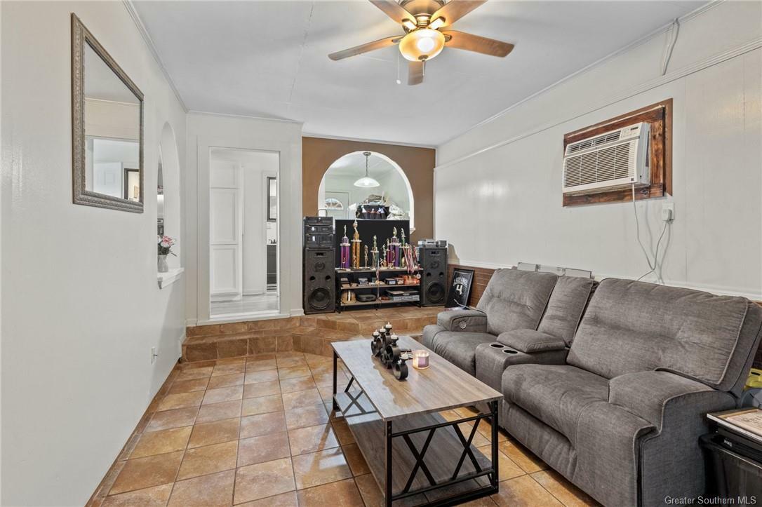 Property Photo: 1212 E School Street LA 70607