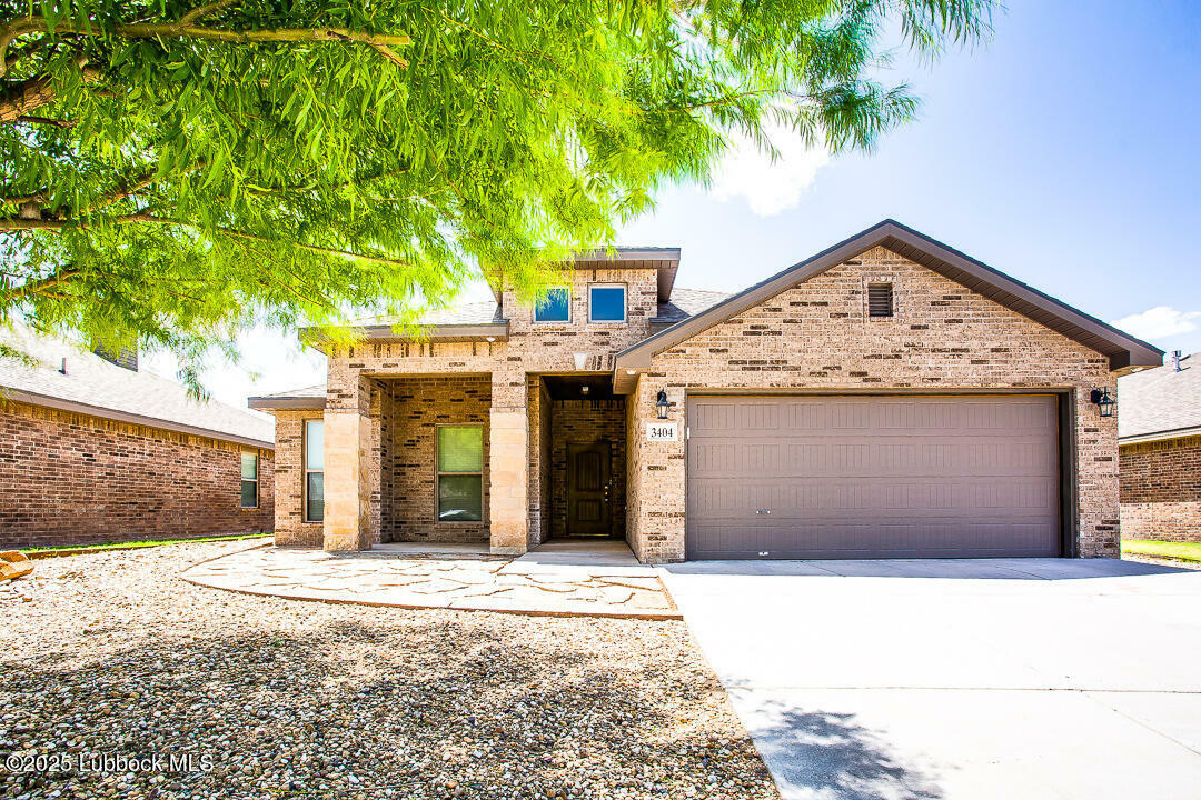 Property Photo: 3404 Saratoga Avenue TX 79407