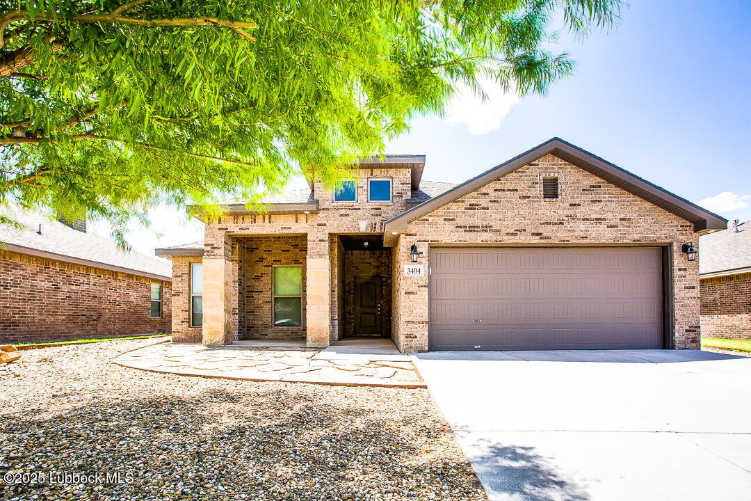 Property Photo: 3404 Saratoga Avenue TX 79407