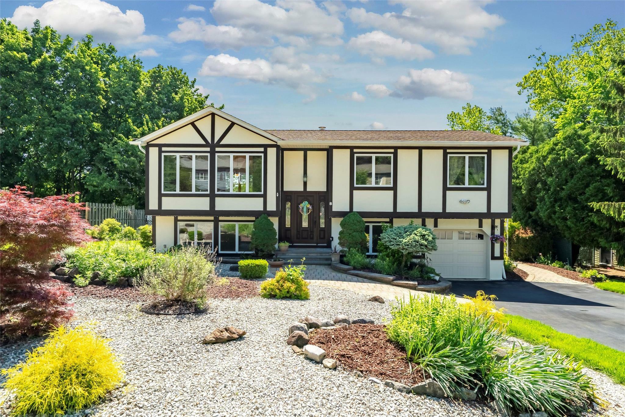 Property Photo: 8 Skinner Court NY 10986