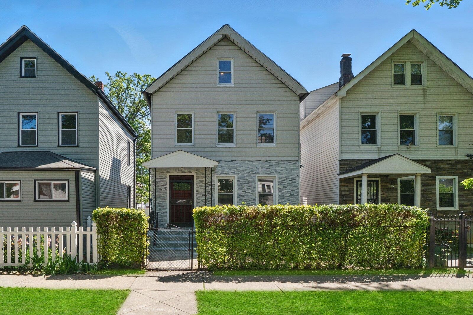 Property Photo:  419 S 7th Avenue  NY 10550 