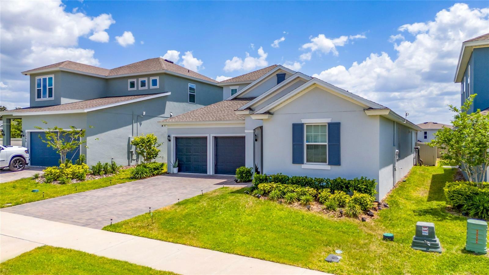 Property Photo: 2591 Seagirt Way FL 34711