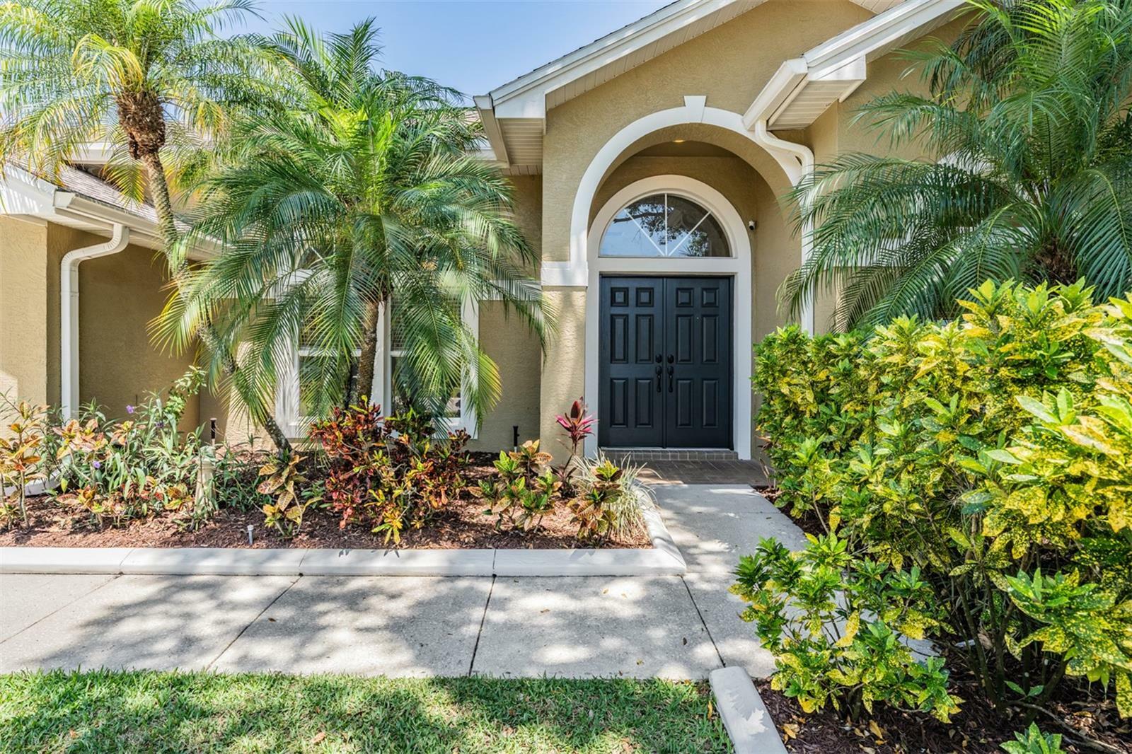 Property Photo: 12421 Seabrook Drive FL 33626