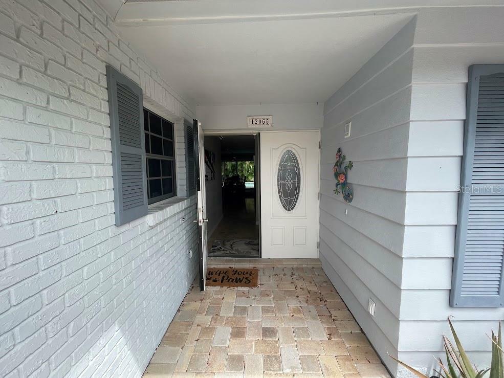 Property Photo: 12055 4th Street E FL 33706