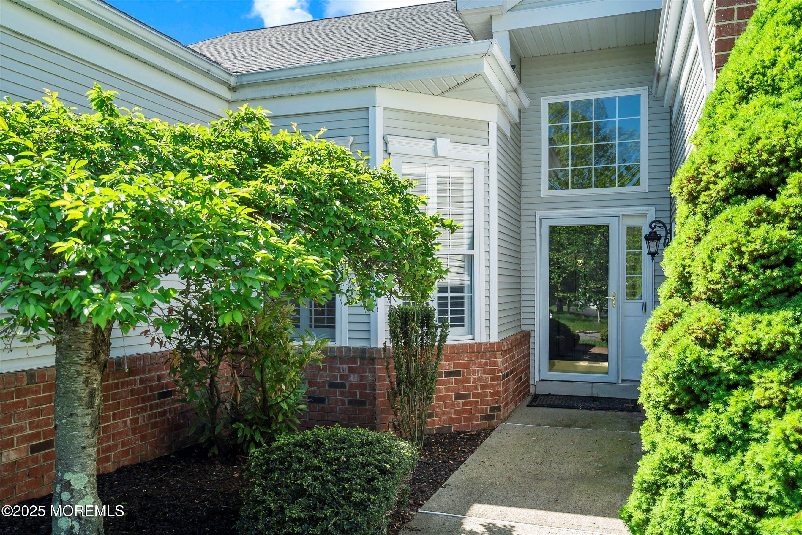 Property Photo: 1505 Wishing Well Lane NJ 08736