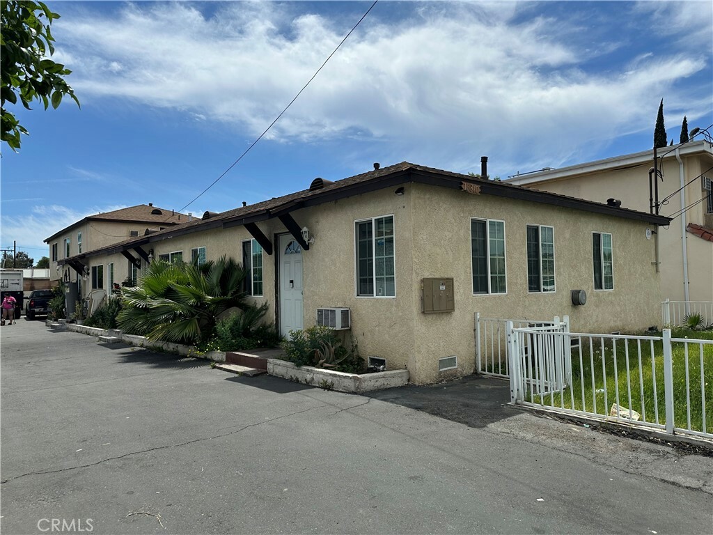 Property Photo: 13810 Sherman Way CA 91405