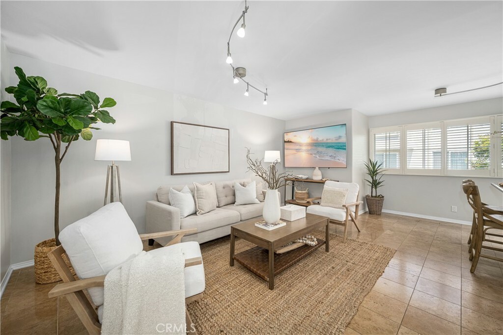 Property Photo: 19431 Merion Circle CA 92648