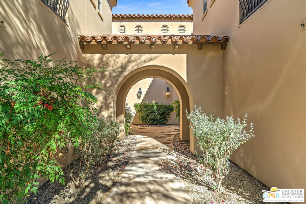 Property Photo: 1490 Yermo Drive CA 92262