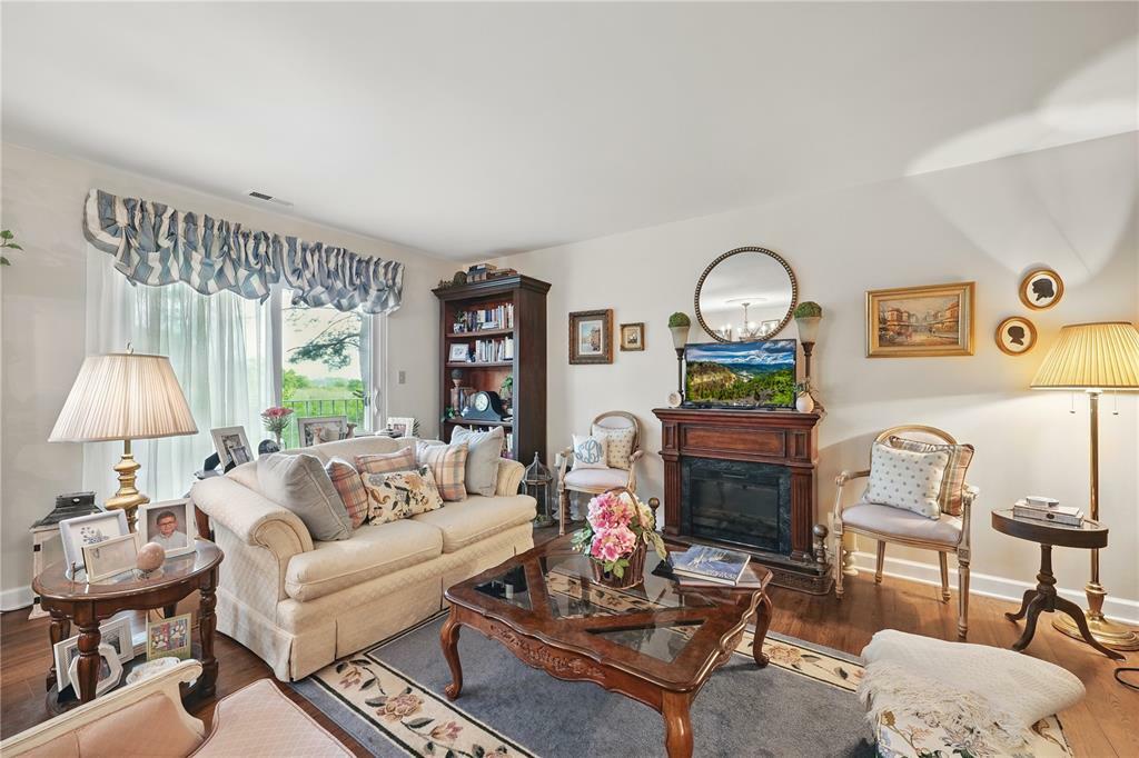 Property Photo: 4339 Sunridge Drive C MO 63125