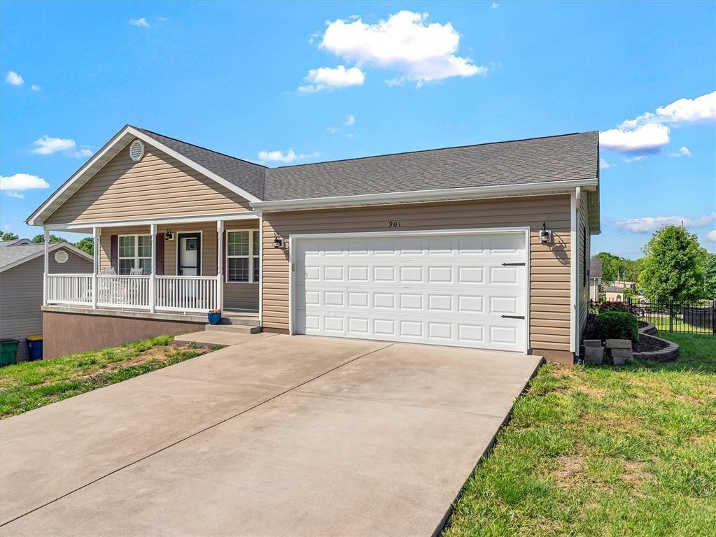 Property Photo: 901 Sarah Lane MO 63084