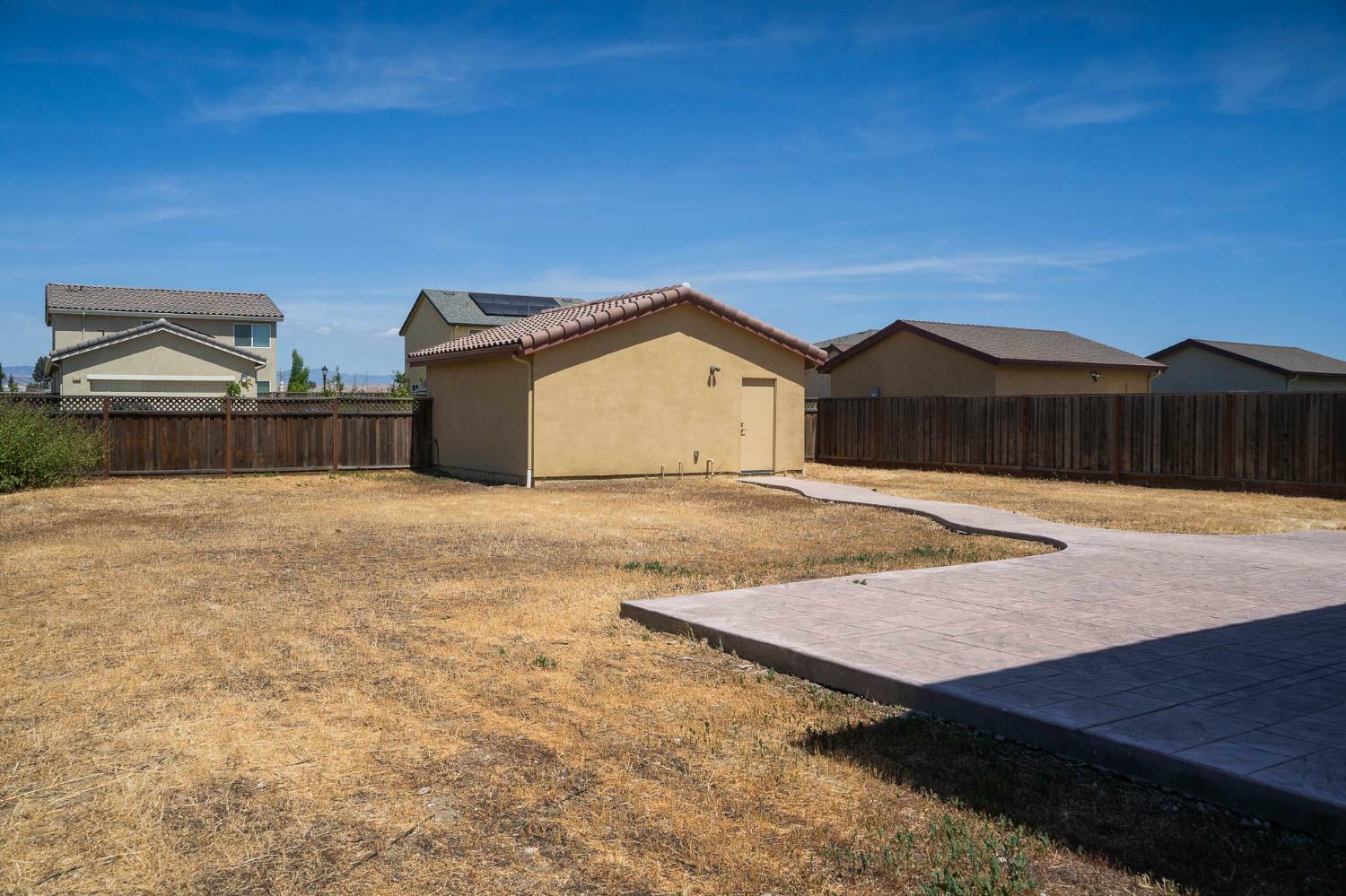 Property Photo: 732 Spreckels CA 95355