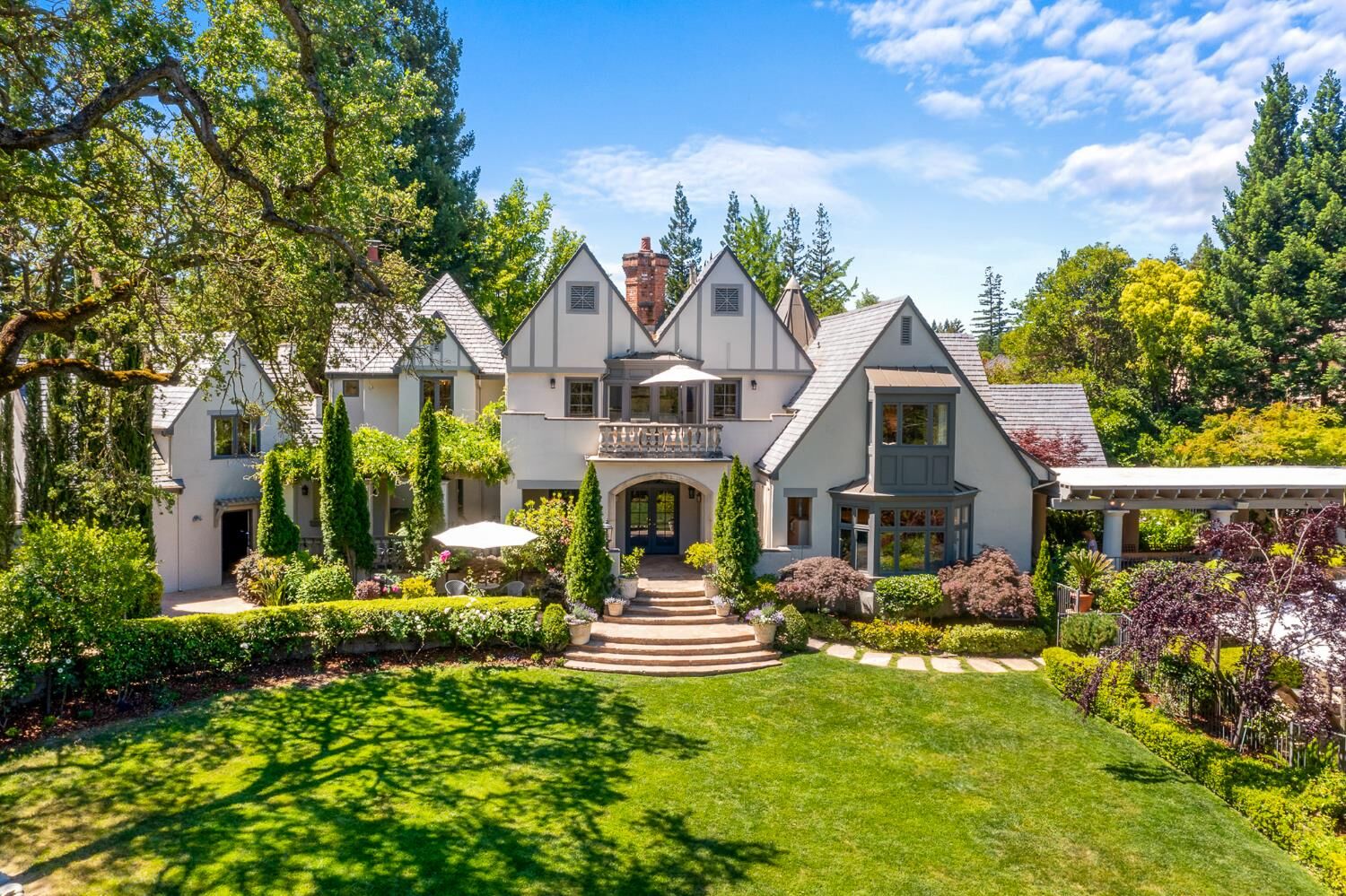 Property Photo: 510 Knightsbridge Lane CA 95864