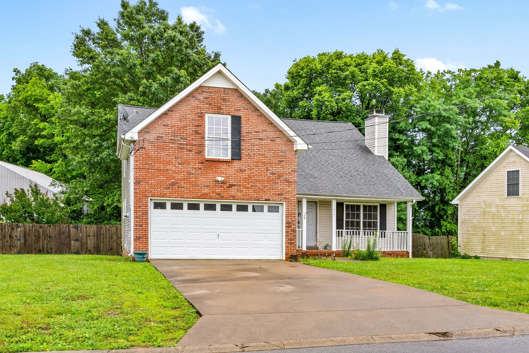 Property Photo: 1027 Sugarcane Way TN 37040