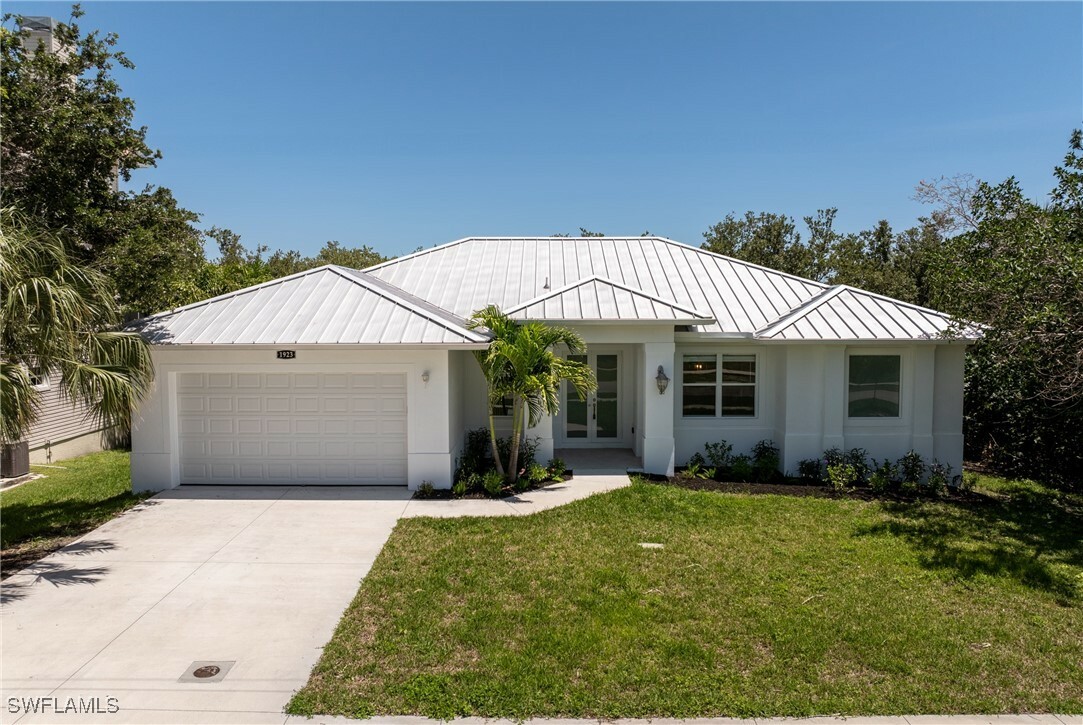 1923 Sheffield Avenue  Marco Island FL 34145 photo