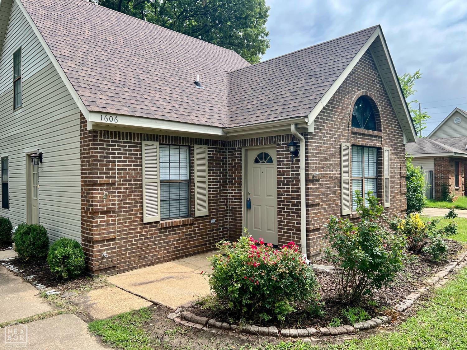 Property Photo: 1606 Golf Course Drive AR 72404