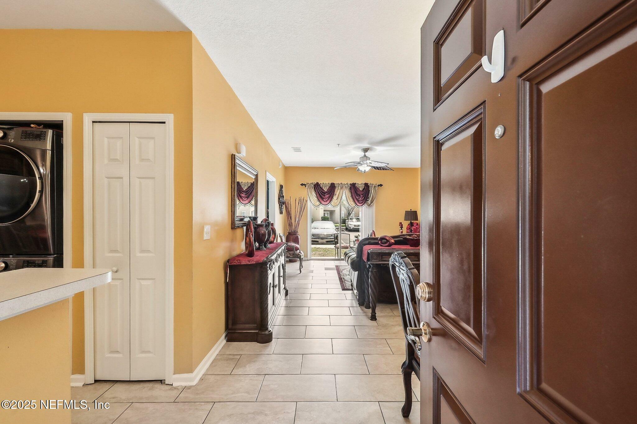 Property Photo: 6984 Ortega Woods Drive 8-7 FL 32244