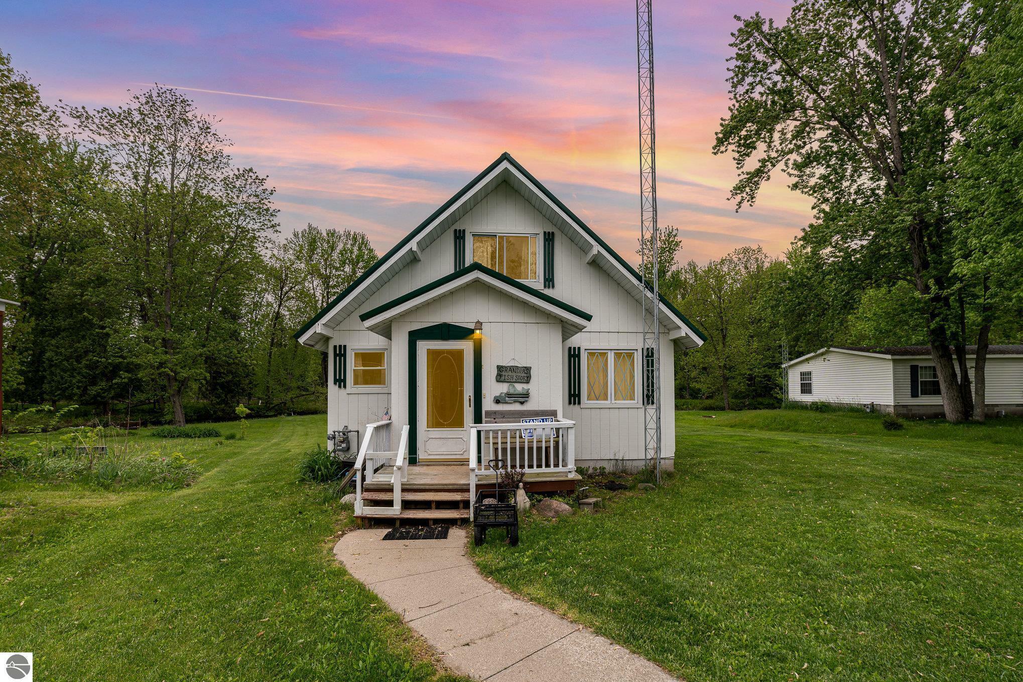 Property Photo: 5817 Gross Drive MI 48893
