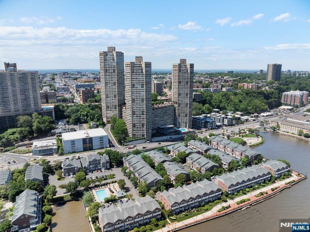 Property Photo: 7000 Jfk Blvd E 40B NJ 07093