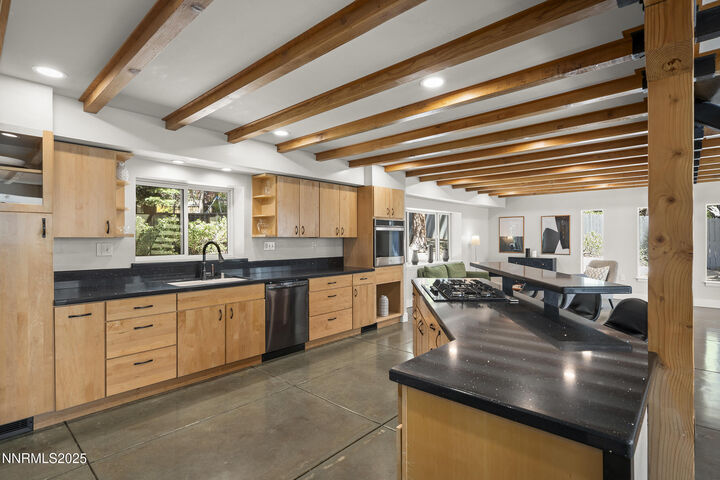 Property Photo: 736 Kelly Drive NV 89451