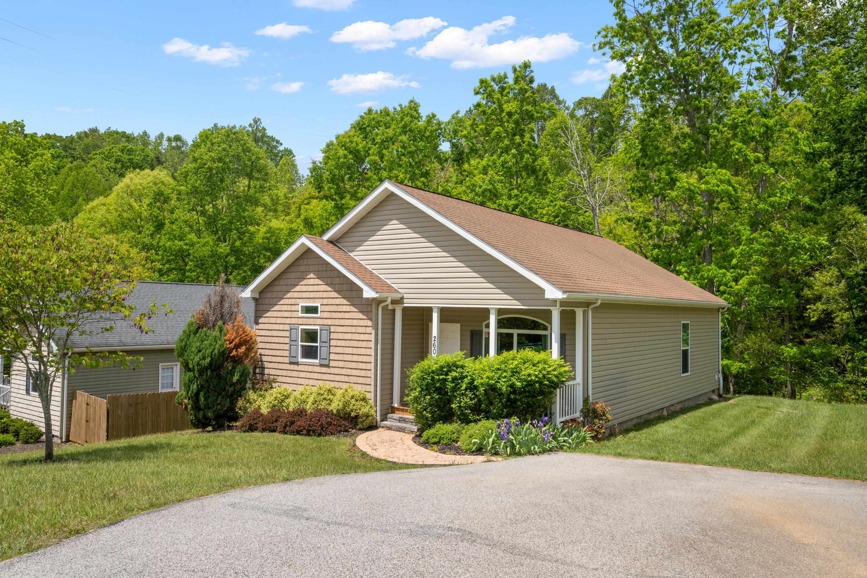 Property Photo: 260 John Lemley Lane VA 24073