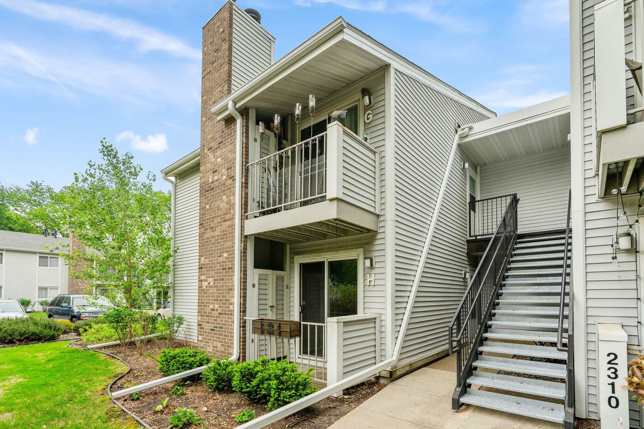 Property Photo: 2310 Benson Avenue H MN 55116