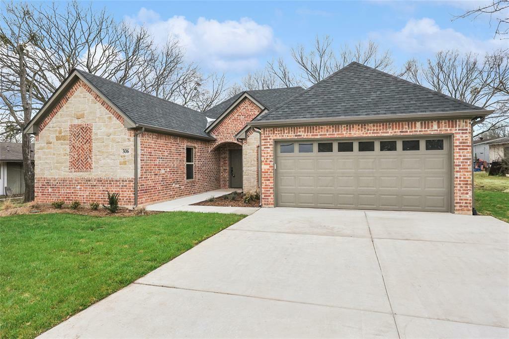 Property Photo: 306 W McLain Drive TX 75092