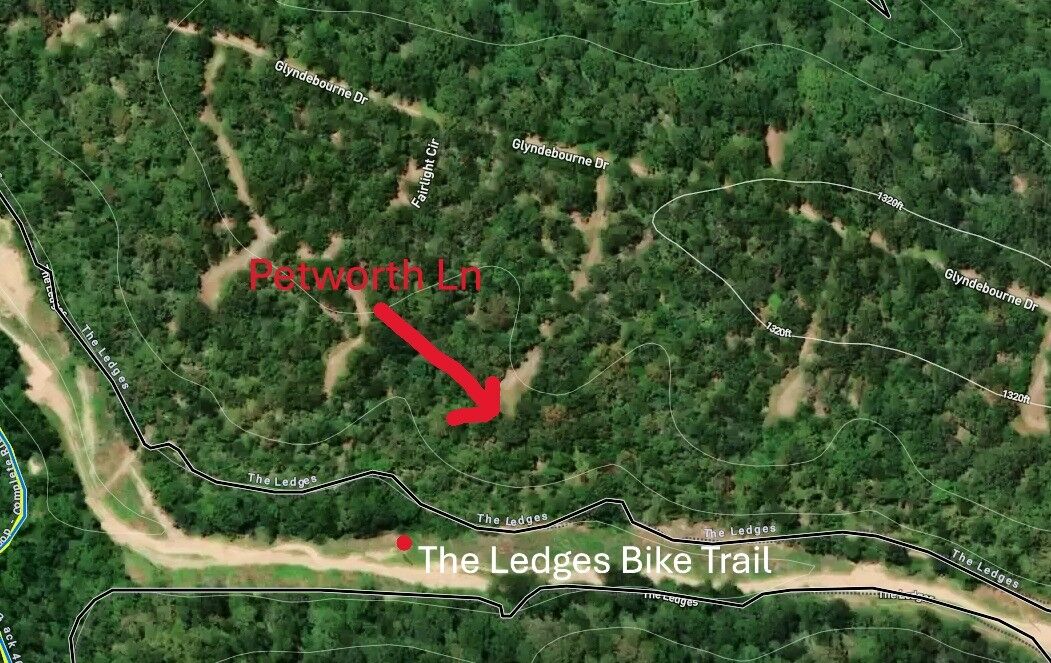 Property Photo:  8 Petworth Lane  AR 72714 