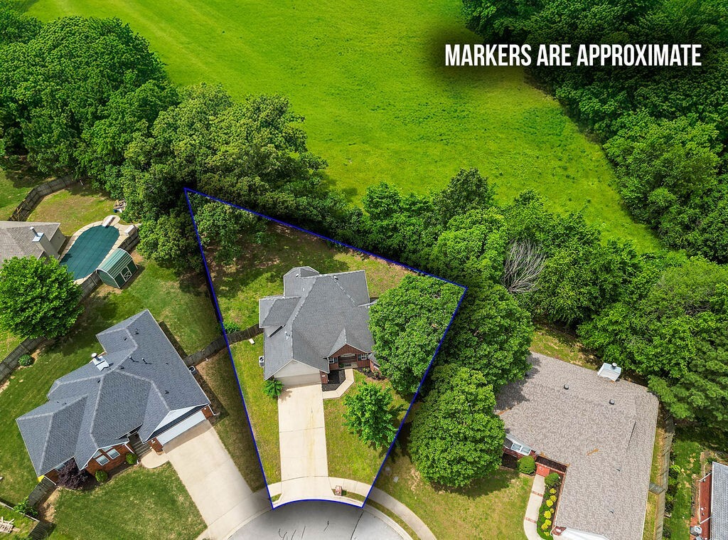 Property Photo: 4730 Woodside Lane AR 72762