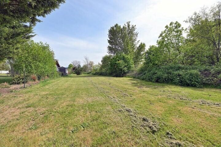 Property Photo: 895 Holley Way OR 97502