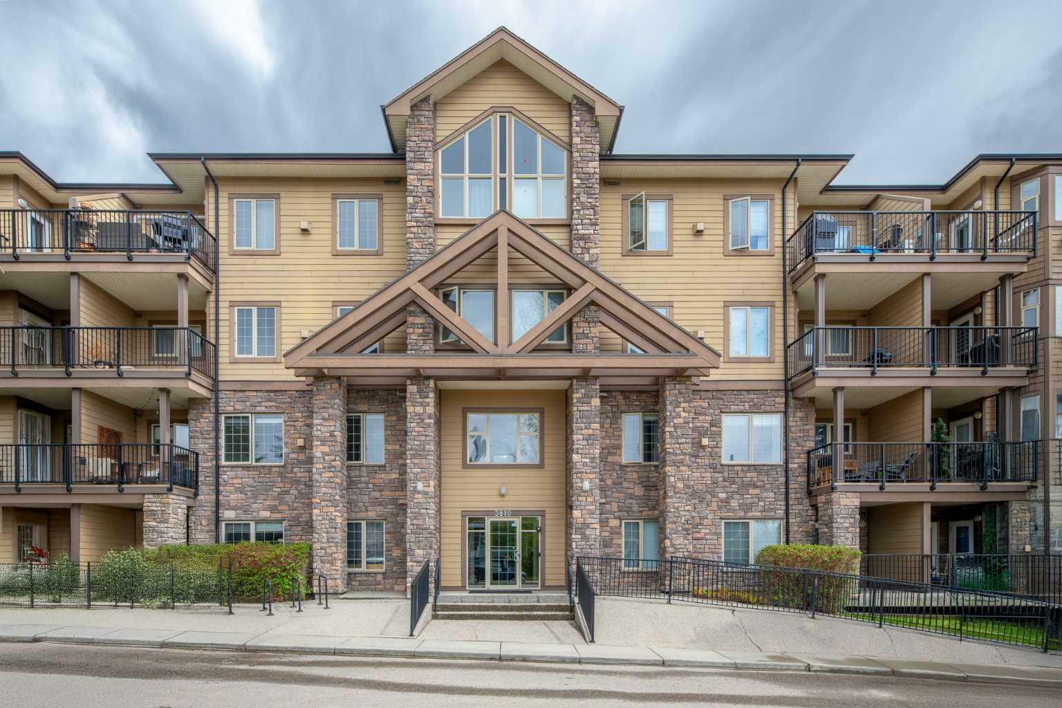 Property Photo:  3810 43 Street SW 412  AB T3E 7T7 