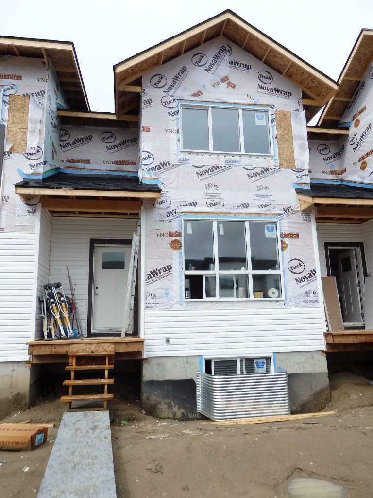 30 Inglis Crescent  Sylvan Lake AB T4S 0V3 photo