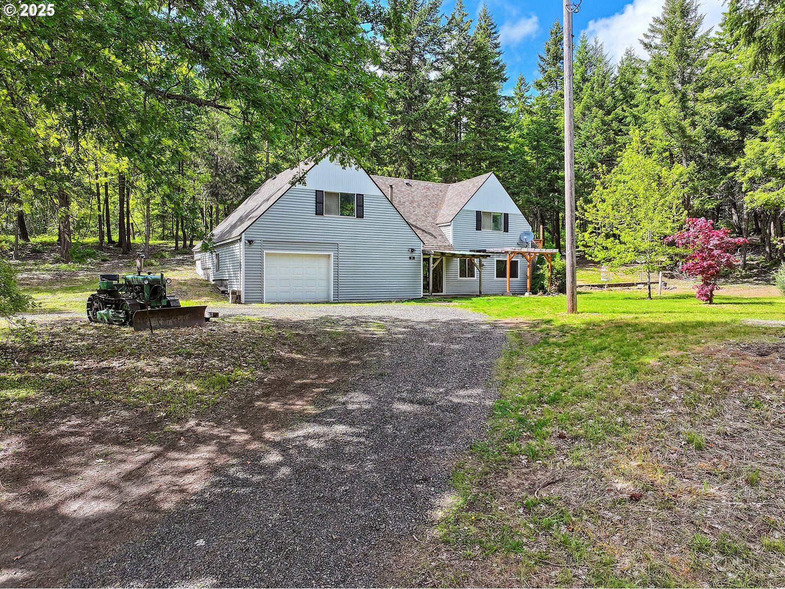 Property Photo:  25 Pearce Rd  WA 98672 