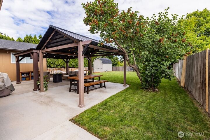 Property Photo: 19 McKay Place WA 99362