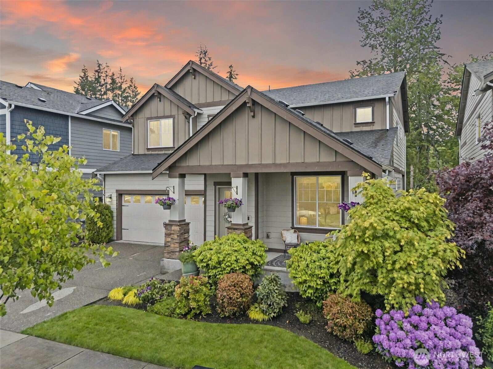 Property Photo: 32658 Stuart Avenue SE WA 98010