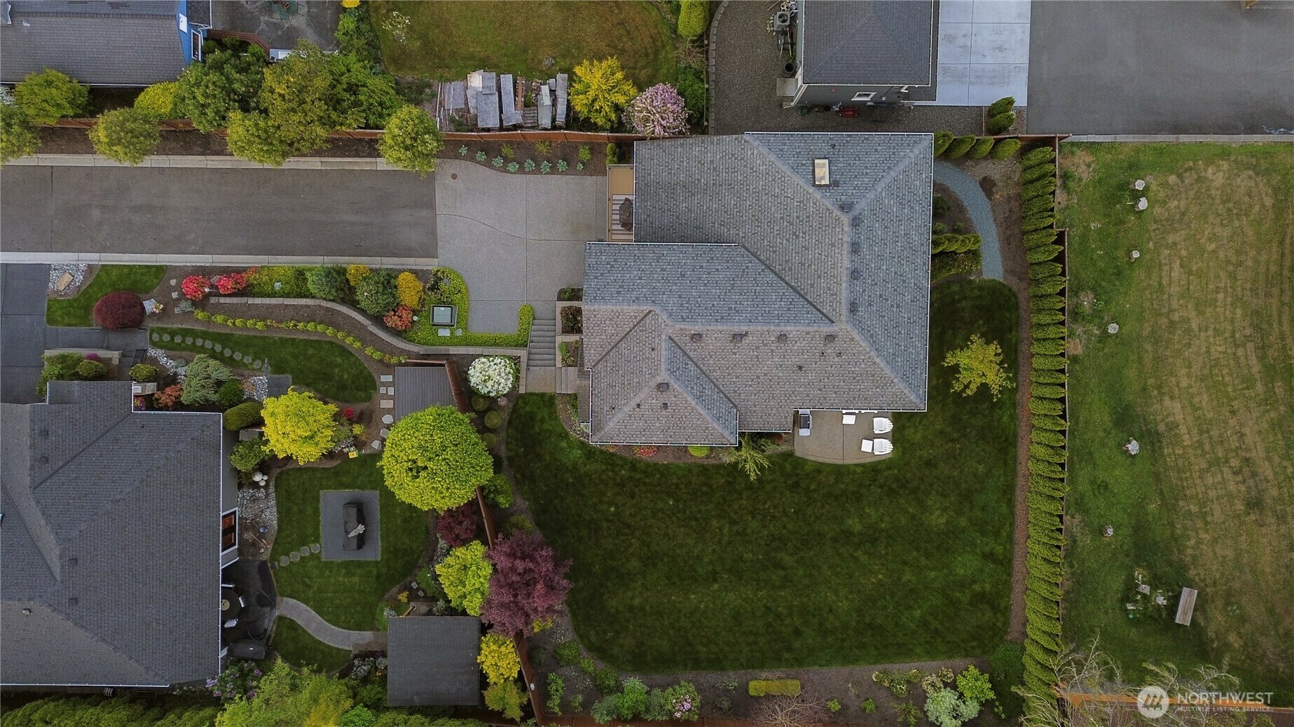 Property Photo: 2512 Taylor Drive WA 98203