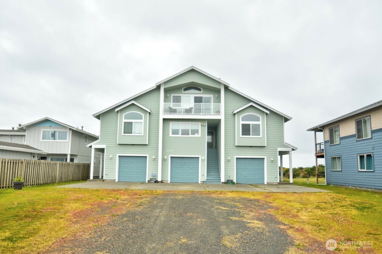 Property Photo: 1029 S Sand Dune Avenue SW WA 98569